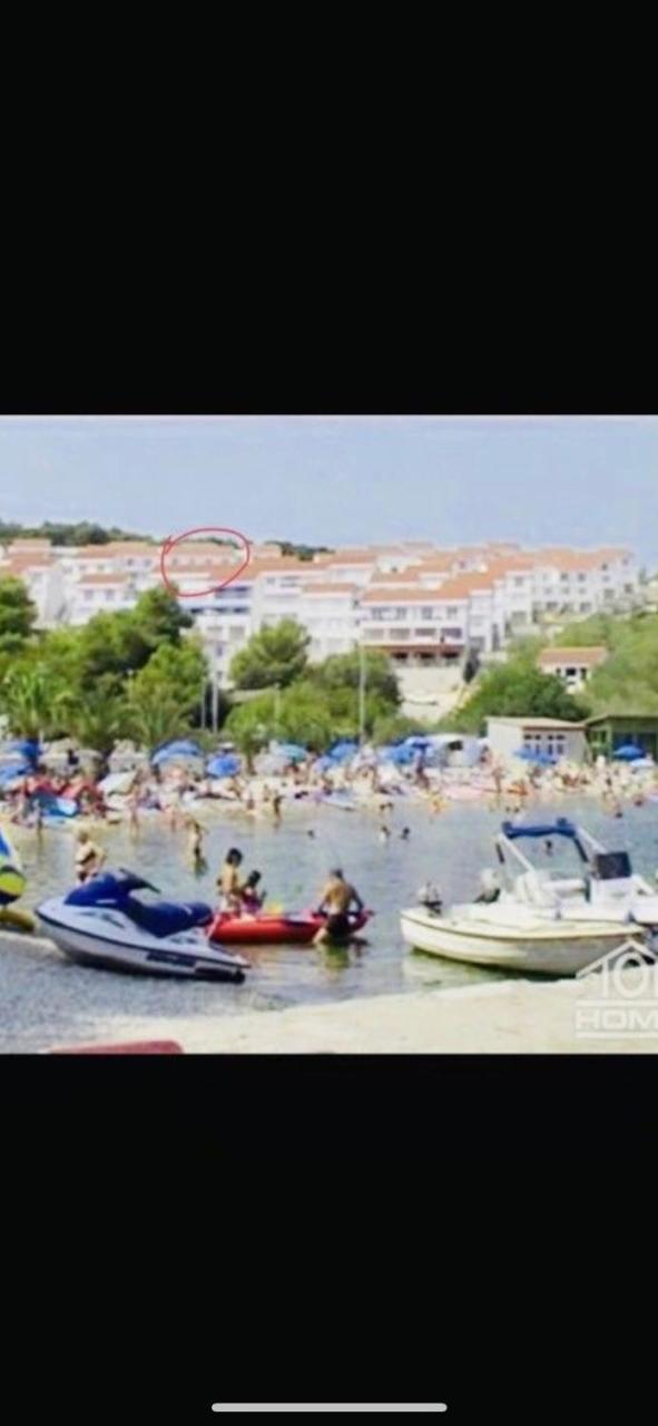 Apartman Ylli Нечуям Екстер'єр фото